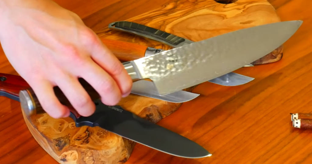 おすすめアウトドアナイフ５種類🗡 ブッシュクラフトナイフ紹介 
