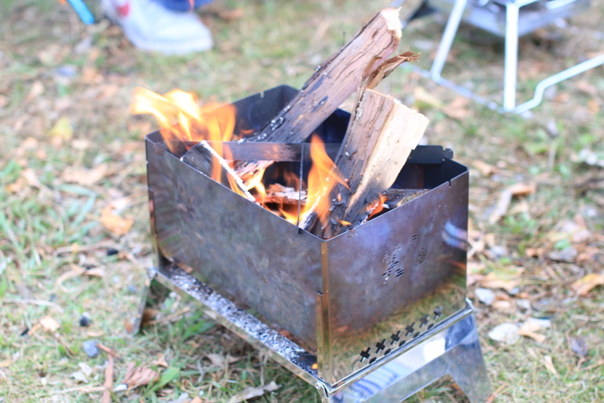 二次燃焼フレイムストーブ 焚き火台 大迫力 - 滋賀県の家電